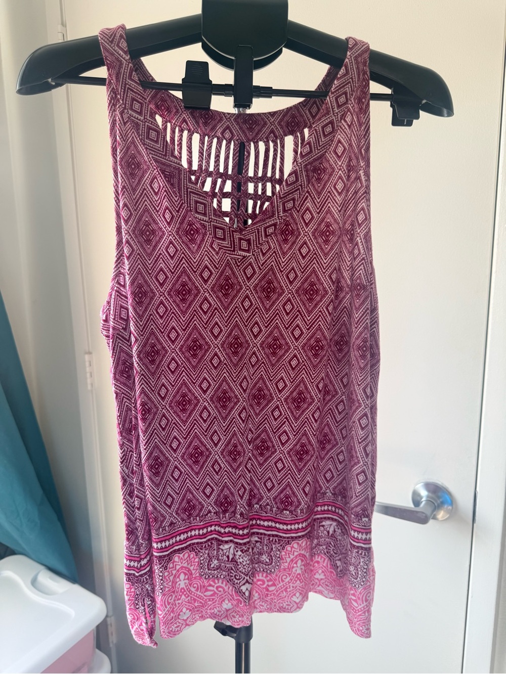 Skies Are Blue Pink Geometric Ladder-Back Tank
